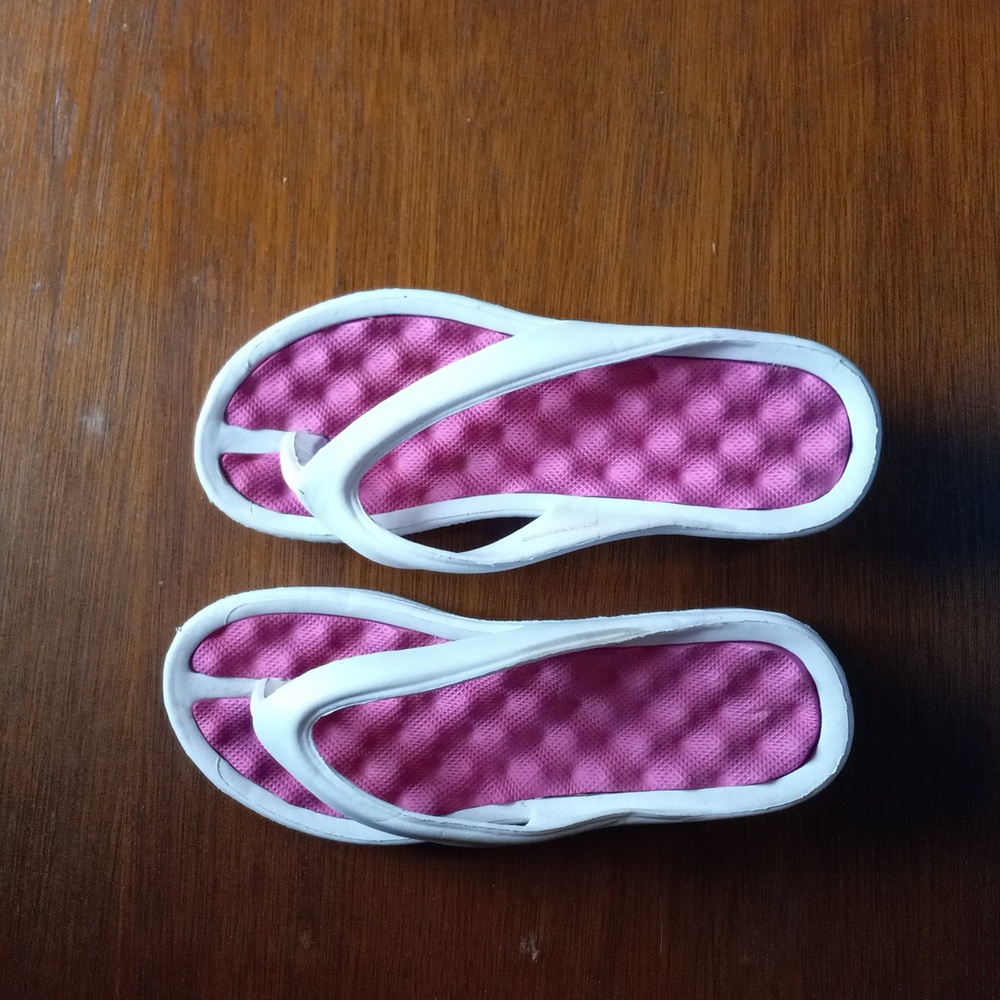Women's sandals small 5-6